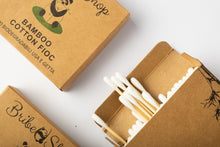 Carica l'immagine nel visualizzatore di Gallery, Set Bambù Completo: 6 Spazzolini da Denti, 2 Cotton Fioc, Filo Interdentale e Custodia da Viaggio
